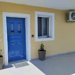 Home Melina