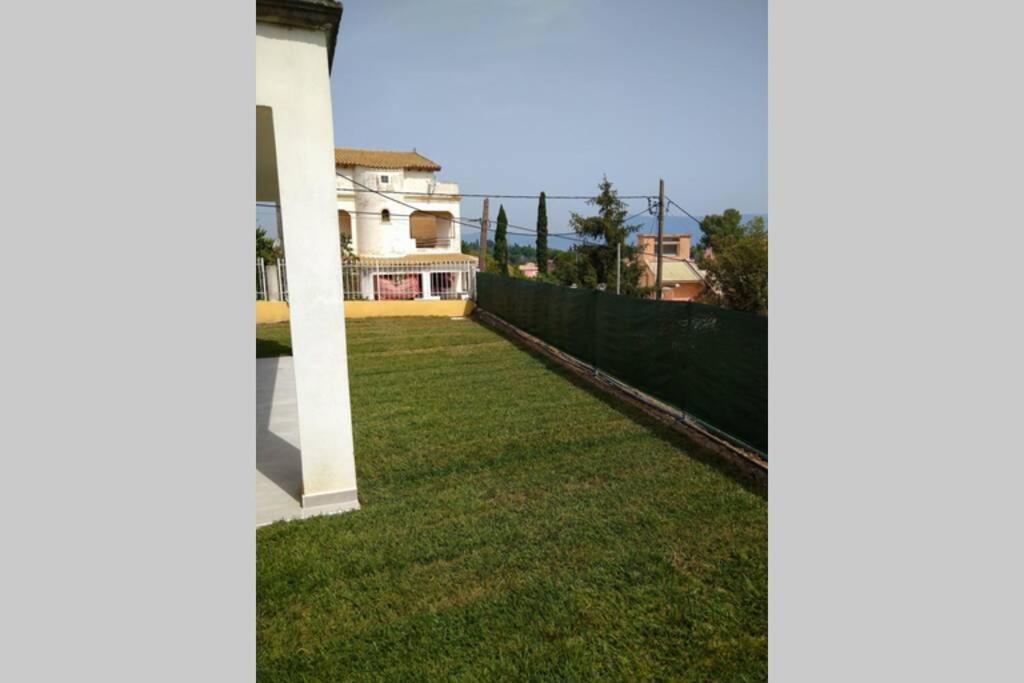 Melina Potamos (Corfu)